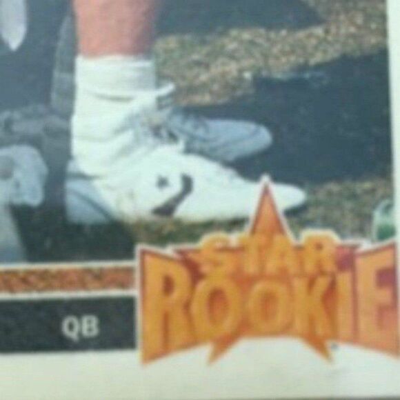 Green Bay Packers . Brett Favre . 1991 Atlanta Falcons . Upper Deck Rookie Card - Picture 3 of 3